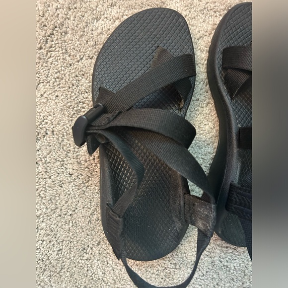 Black size 6 women’s Chaco Cloud Z2 sandals - Picture 4 of 5